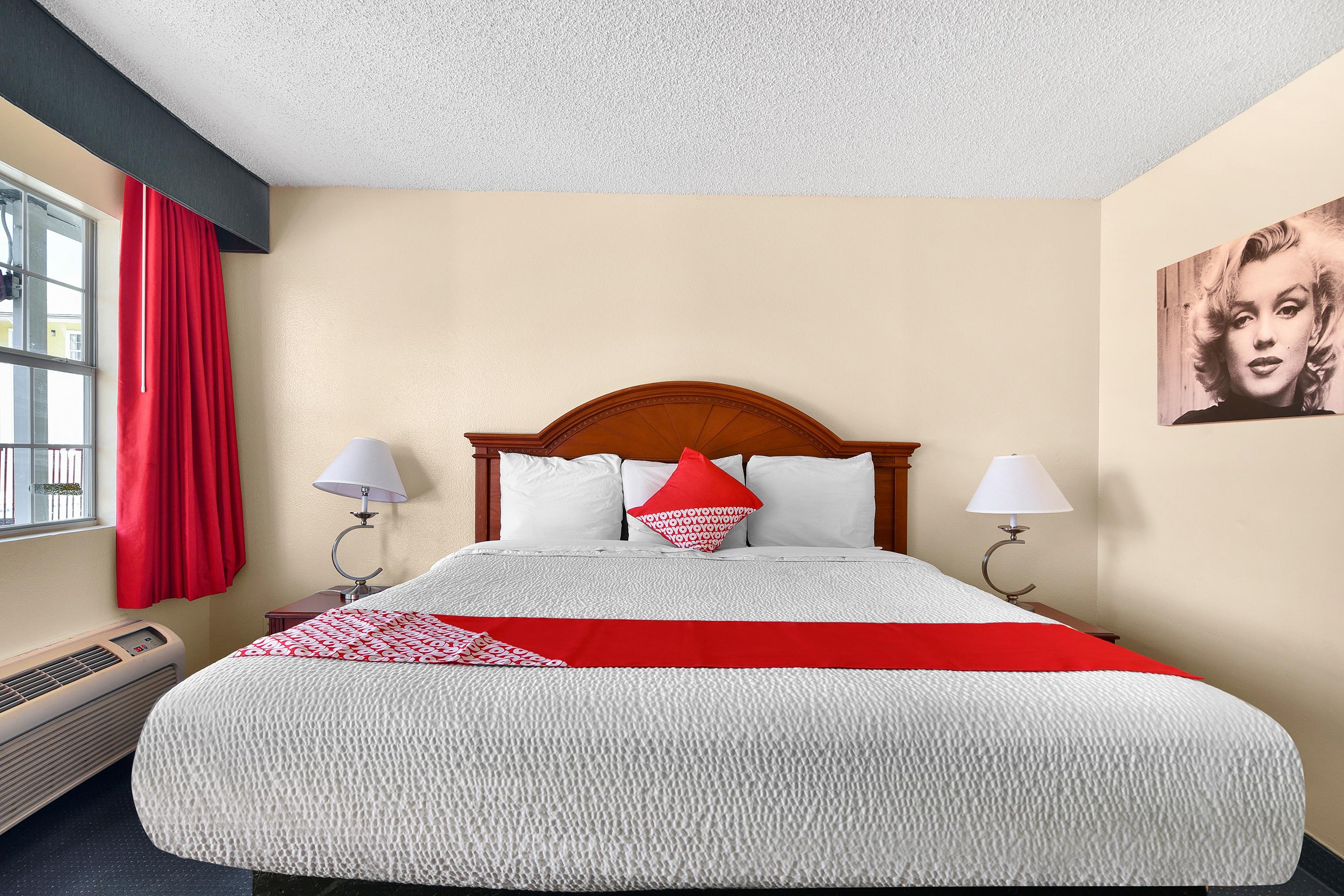 Oyo Hotel San Antonio Lackland Near Seaworld מראה חיצוני תמונה
