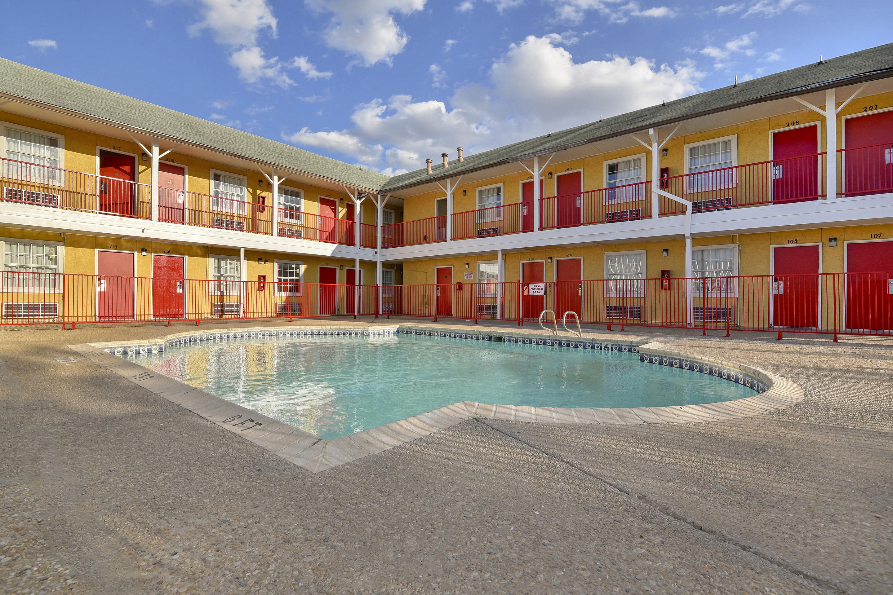 Oyo Hotel San Antonio Lackland Near Seaworld מראה חיצוני תמונה