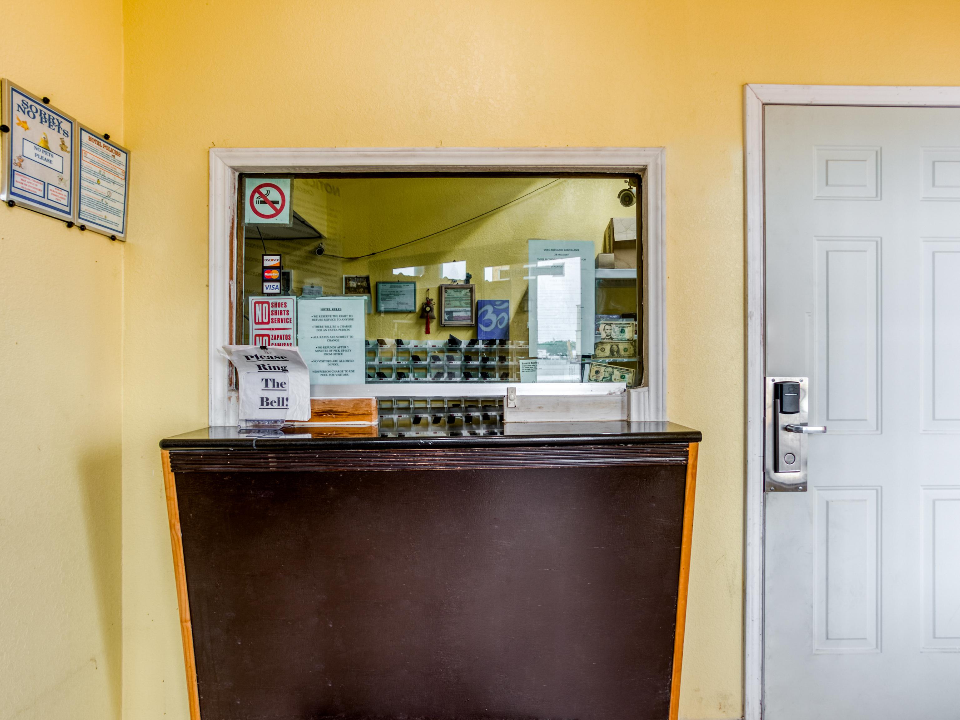 Oyo Hotel San Antonio Lackland Near Seaworld מראה חיצוני תמונה